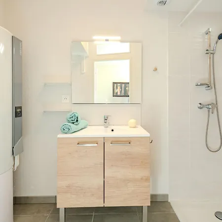 Soleil Couchant By Interhome شقة