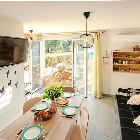 Soleil Couchant By Interhome شقة *